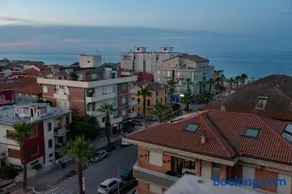 Hotel Mondial - Image 3