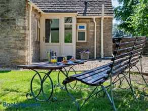1 Bed in Malmesbury oc-95500 - Image 2