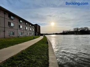 River Walk Inn - Image 4