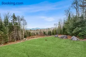 Garfield's Grand View - Image 3