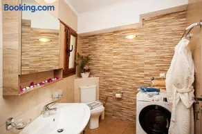 Afroditi - Image 2