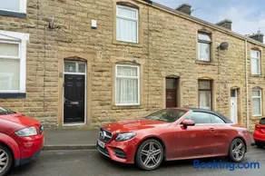 Queen's Cottage Barrowford - Image 2