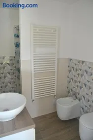lido 3 pool, 30m from the lake, pet friendly COMO LAKE - Image 5