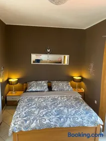 Botic Apartments - Image 1