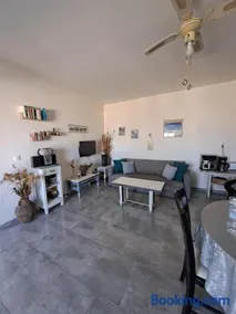 House of Happiness - Image 3