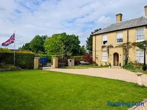 Langley House - Image 3