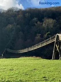 Symonds Yat West Holiday Cottage 8 WRC with views of Yat Rock - Image 5