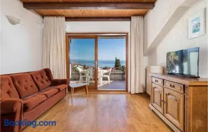 Gorgeous Apartment In Lovran - Image 3