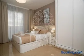 Casa Ana Ivan Luxury Homes 3ªPlta Sur 1ªLinea - Image 2