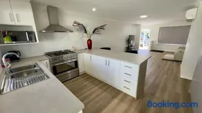 Brand-New Unit in a Modern Complex – Your Perfect Getaway! - Image 1