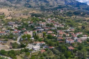 Hillside Hideaway - Image 2