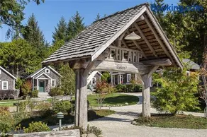 The Evergreen Cabin by Seabrook Hospitality - Image 3