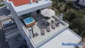 Luxury Loft Apartment Mandre - Image 2