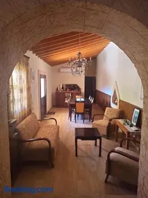 Cottage in Anogyra - Image 4