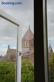 Naest - Authentic Escapes Grand House - Image 2