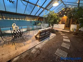 L'Oasis des Falaises, serre tropicale, piscine et grand jardin - Image 1