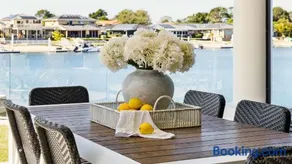 Ocean Starr - Glorious Views of the Clarence - Holiday Yamba - Image 2