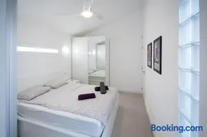 Apartment Eden Island Village - Image 2