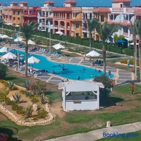 Asmaa Rental Chalets Porto Matrouh for families - Image 4