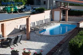 Holiday Home Luka Pridraga - Image 1