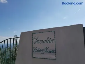 Smeraldo Holiday House - Image 4