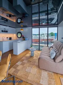 « HouseBoat » Clim•Balneo•Rooftop•Valence Rhône - Image 3