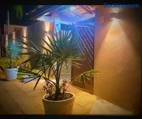 CASA AMARELA RECANTO Mesmo bairro da pizzeria Borgo Del Vino - Image 4