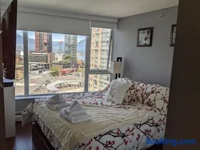 Vancouver Downtown Accommodation - Image 4