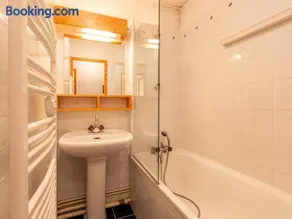 Appartement à Méribel Mottaret avec départ skis aux pieds, balcon et mezzanine - Image 3
