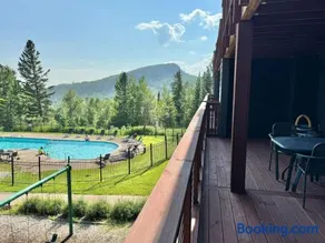 Ski-In/Ski-Out Condo | Hot Tub + Mountain Views - Image 1