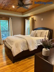 3 bedroom stylish house - Image 3