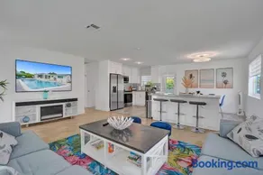 Coastal Breeze Retreat - Image 2