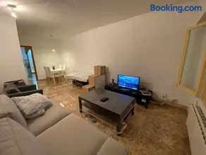 Spacious Apartment in Torroella de Montgrí with Terrace - Image 2