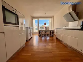Beautiful apartment in a historic villa - Image 2