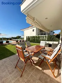 Sunset Villa - Image 4