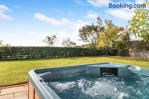 5 Bed in Langport oc-h33495 - Image 3