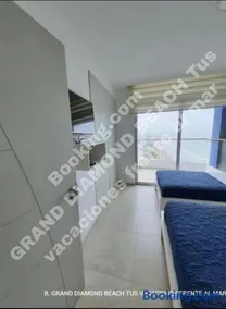 GRAND DIAMOND BEACH Tus vacaciones frente al mar - Image 2