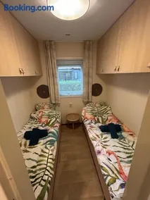 Sfeervol Veluws chalet met privé sauna, Hoenderloo - Image 4