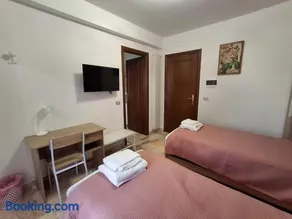 Beautiful Dreams - Image 3