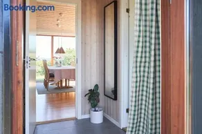 Grandmas Summer House - Image 2