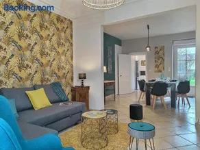Maison Chic & charme Calme avec Jardin - Image 1