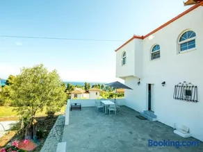 Grande Villa - Image 2