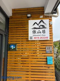 Living in the mountains - Image 2