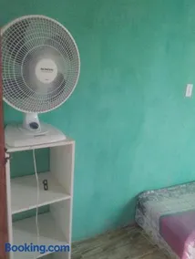 3-bedroom house on Cabuçu beach - Image 4