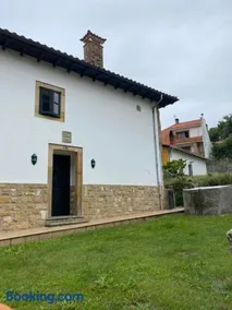 Casa Gin Tazones - Image 1