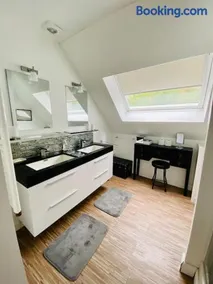 LE GRAND LARGE Superbe appartement vue sur mer - Image 3