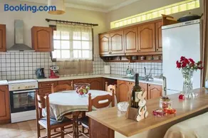 Korinthos House PLV - Image 3