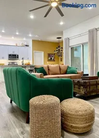 Sanford's Seahaven - Image 5