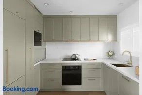 6 Shoal Edge - Image 4