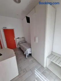 Hotel Mont Blanc - Image 2